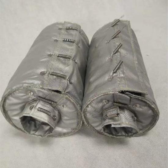 Exhaust pipe thermal insulation jackets